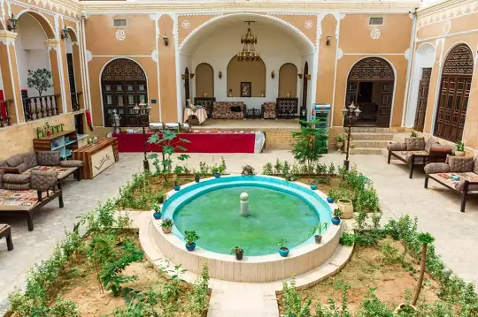 رزرو هتل سنتی رز یزد